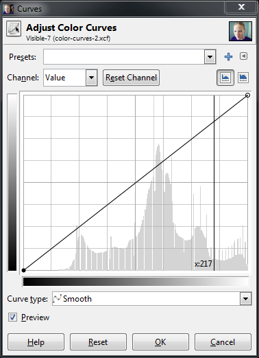 Curves dialog with a value point (217) for my sampled pixel.